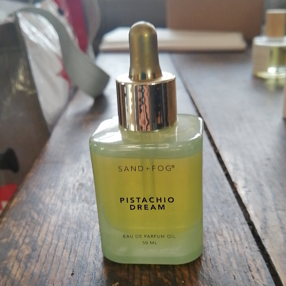 Pistachio Dream Eau de Parfum Oil - Green